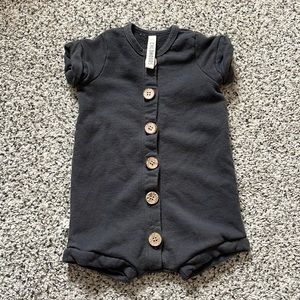 Childhoods clothing 12-18 month